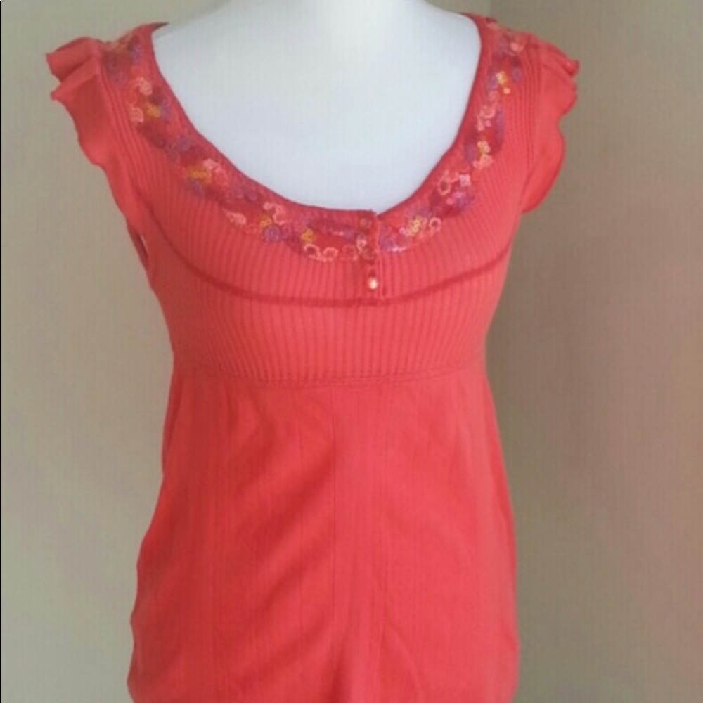Free People Short Sleeve Henley!